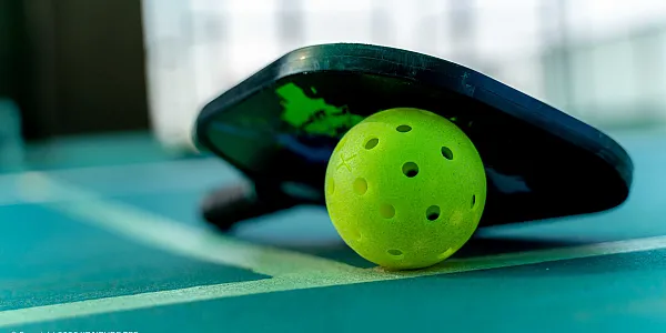 Chơi xanh, hiệu suất tốt hơn: THERMOLAST® R dành cho Pickleball