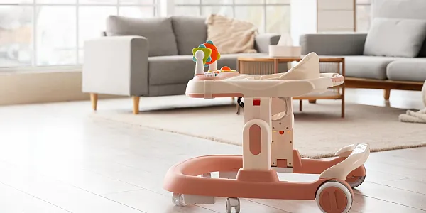 Vật liệu TPE bề mặt mềm mại cho thiết kế xe tập đi trẻ em an toàn và tiện nghi